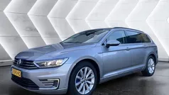 Grijs Gebruikt 2018 VW Passat Highline Stationwagen | € 16.940 (Goede deal)