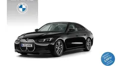 Zwart Nieuw 2025 BMW i4 Comfort Edition Sedan | € 67.676 (Goede deal)
