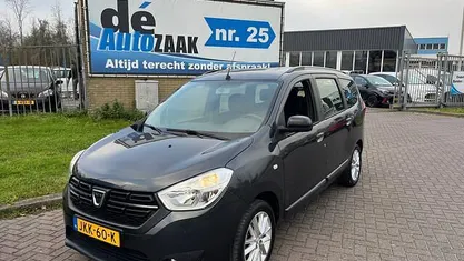 Grijs Gebruikt 2021 Dacia Lodgy MPV | € 14.499 (Eerlijke prijs)
