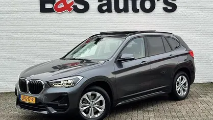 Grijs Gebruikt 2021 BMW X1 Executive SUV | € 29.700 (Eerlijke prijs)