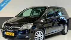 Zwart Gebruikt 2007 Opel Zafira Cosmo MPV | € 2.440 (Eerlijke prijs)