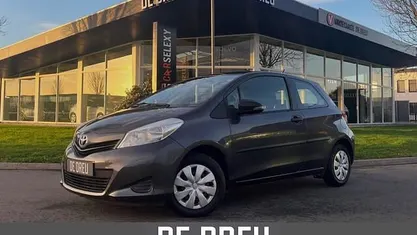Gebruikt 2014 Toyota Yaris Comfort Hatchback | € 5.995 (Super prijs)