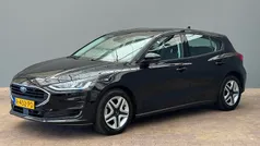 Zwart Gebruikt 2022 Ford Focus Hatchback | € 16.095 (Eerlijke prijs)