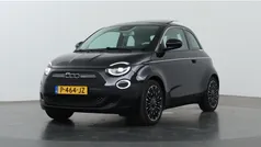 Zwart Gebruikt 2022 Fiat 500e La Prima Hatchback | € 20.840 (Eerlijke prijs)