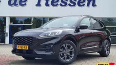 Zwart Gebruikt 2021 Ford Kuga Vignale SUV | € 24.945 (Eerlijke prijs)