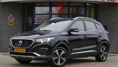 Gebruikt 2021 MG ZS Luxury SUV | € 16.844 (Eerlijke prijs)