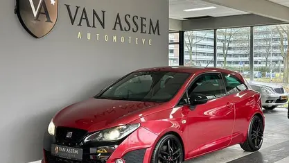Occasion Seat Ibiza SC CUPRA 179 PK (131 kW) 2011 Rood (metallic) Hatchback