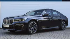 Zwart Gebruikt 2020 BMW 745e Executive Sedan | € 53.950 (Eerlijke prijs)