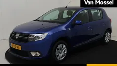 Blauw Gebruikt 2020 Dacia Sandero Comfort Hatchback | € 11.735 (Eerlijke prijs)