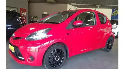 Occasion 2014 Toyota Aygo Hatchback | € 3.950 (Super prijs)