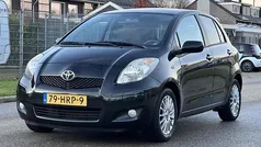 Zwart Gebruikt 2009 Toyota Yaris Hatchback | € 4.950 (Eerlijke prijs)