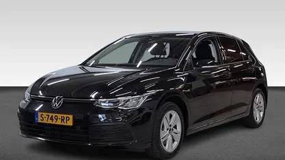 Zwart Occasion 2023 VW Golf VIII Business Hatchback | € 23.940 (Super prijs)