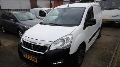 Gebruikt 2018 Peugeot Partner Premium MPV | € 4.190 (Goede deal)