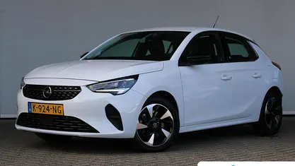 Wit Occasion 2021 Opel Corsa-e Elegance Hatchback | € 14.895 (Eerlijke prijs)