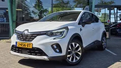 Wit, metallic lak Gebruikt 2020 Renault Captur Intens SUV | € 15.999 (Eerlijke prijs)