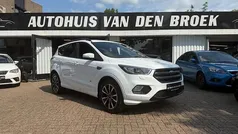 Gebruikt 2018 Ford Kuga ST-Line SUV | € 21.445 (Goede deal)
