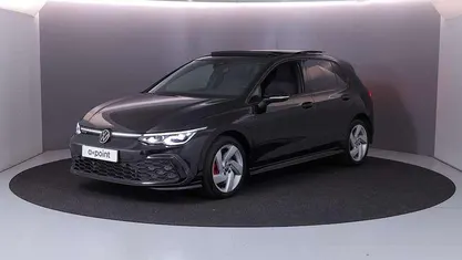 Zwart Occasion 2022 VW Golf VIII GTE Hatchback | € 28.949 (Eerlijke prijs)