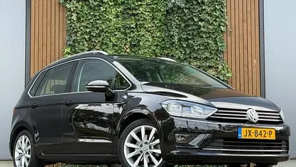 Occasion 2016 VW Golf Sportsvan Highline MPV | € 14.990 (Eerlijke prijs)