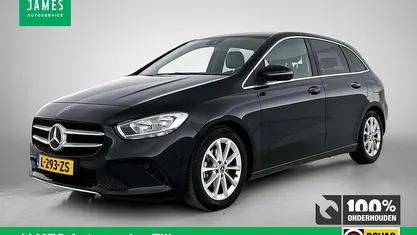 Zwart Gebruikt 2019 Mercedes B180 Premium MPV | € 19.440 (Goede deal)