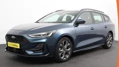 Blauw Gebruikt 2023 Ford Focus ST Stationwagen | € 24.690 (Eerlijke prijs)