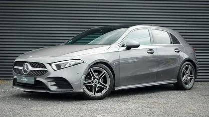 Grijs Gebruikt 2018 Mercedes A200 Business Hatchback | € 21.450 (Eerlijke prijs)