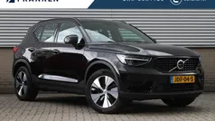 Zwart Gebruikt 2023 Volvo XC40 Plus SUV | € 43.495 (Eerlijke prijs)