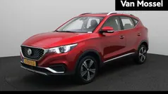 Gebruikt 2020 MG ZS Luxury Sedan | € 14.995 (Eerlijke prijs)
