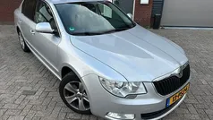 Grijs Gebruikt 2011 Skoda Superb Business Line Hatchback | € 5.900 (Super prijs)