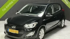 Zwart Gebruikt 2015 Hyundai i20 Hatchback | € 4.999 (Goede deal)