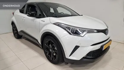 Wit Occasion 2018 Toyota C-HR Edition SUV | € 21.450 (Eerlijke prijs)