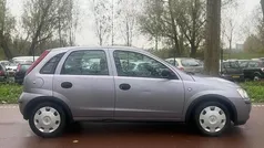 Gebruikt 2004 Opel Corsa Hatchback | € 2.199 (Eerlijke prijs)