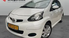 Gebruikt 2011 Toyota Aygo Comfort Hatchback | € 4.449 (Eerlijke prijs)