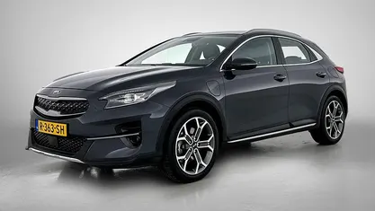 Grijs metallic Gebruikt 2020 Kia XCeed SUV | € 19.340 (Eerlijke prijs)