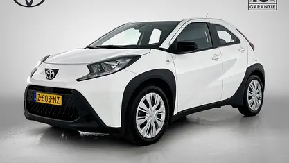 Occasion 2024 Toyota Aygo X Play SUV | € 16.940 (Super prijs)