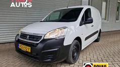 Wit Occasion 2018 Peugeot Partner MPV | € 6.995 (Goede deal)