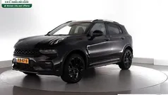 Zwart (metallic) Gebruikt 2023 Lynk & Co 01 SUV | € 28.950 (Eerlijke prijs)