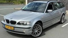 Grijs, metallic lak Gebruikt 2002 BMW 325 Basis Stationwagen | € 4.749 (Super prijs)