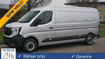 Gebruikt 2024 Renault Master Van | € 37.850 (Eerlijke prijs)