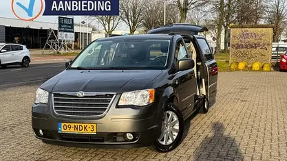 Grijs Occasion 2010 Chrysler Grand Voyager Limited MPV | € 7.950 (Eerlijke prijs)