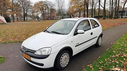 Gebruikt 2002 Opel Corsa Comfort Hatchback | € 999 (Eerlijke prijs)