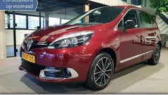 Rood Gebruikt 2014 Renault Scénic III Bose Edition MPV | € 7.990 (Eerlijke prijs)