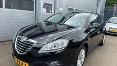 Zwart Gebruikt 2012 Lancia Delta Gold Hatchback | € 2.995 (Eerlijke prijs)