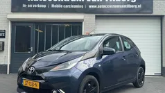 Blauw Gebruikt 2016 Toyota Aygo X-play Hatchback | € 7.995 (Eerlijke prijs)