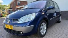 Gebruikt 2005 Renault Scénic II Luxe MPV | € 1.395 (Eerlijke prijs)