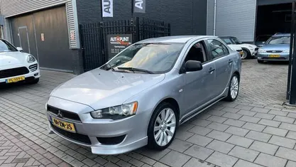 Grijs Gebruikt 2008 Mitsubishi Lancer Edition Sedan | € 3.499 (Eerlijke prijs)