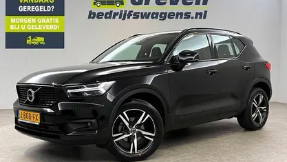 Gebruikt 2020 Volvo XC40 R-Design SUV | € 25.900 (Eerlijke prijs)