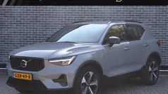 Grijs Gebruikt 2024 Volvo XC40 Plus SUV | € 41.694 (Eerlijke prijs)
