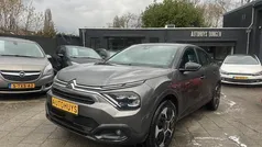 Grijs, metallic lak Gebruikt 2021 Citroën C4 PureTech SUV | € 17.400 (Goede deal)