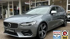 Grijs Gebruikt 2017 Volvo V90 R-Design Stationwagen | € 28.900 (Eerlijke prijs)