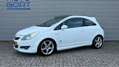 Wit Gebruikt 2009 Opel Corsa OPC Hatchback | € 3.995 (Eerlijke prijs)